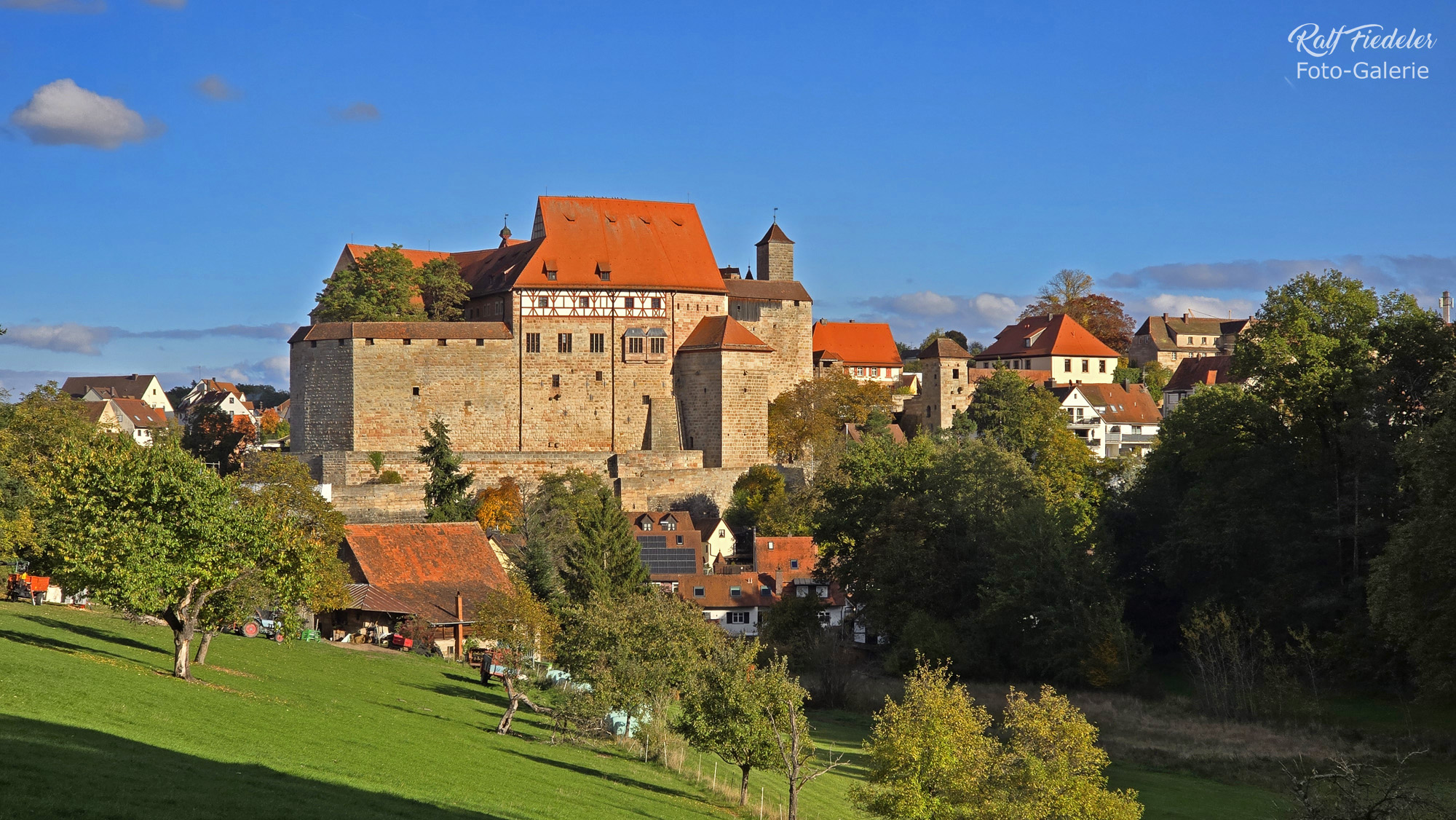 Cadolzburg in der Nachmittagssonne