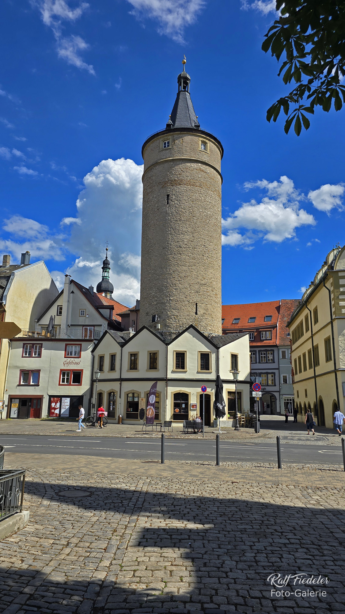 Marktturm von dem Landratsamt Kitzingen aus