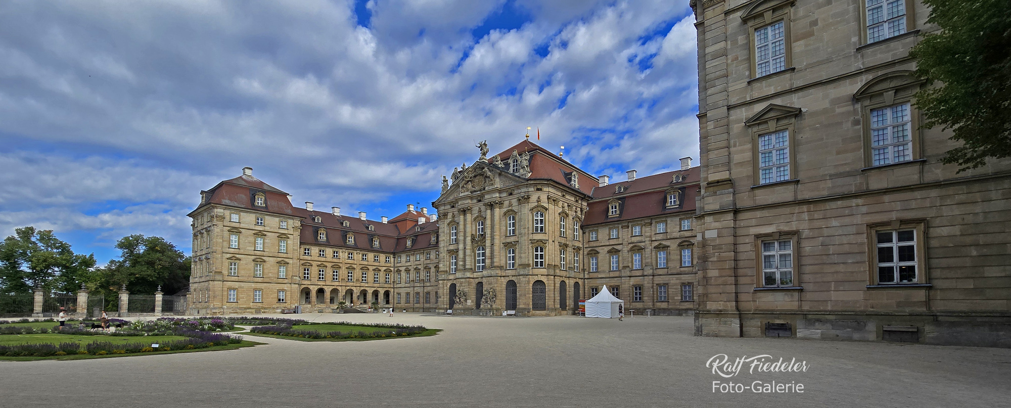 Schloss Weißenstein in Pommersfelden der Haupteingang